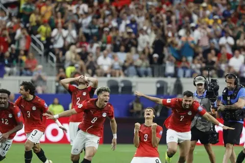 بإلهام من مبابي.. صحف عالمية تكشف حيلة مصر لفك شفرة حارس أستراليا قبل ركلات الترجيح (صور)